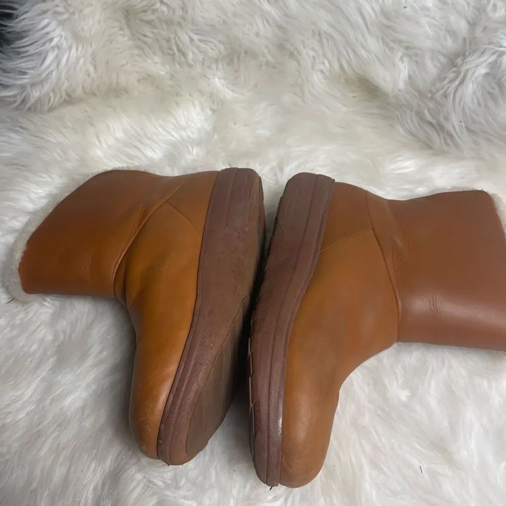 Fitflop Chestnut leather Shearling Ankle Boots SZ10 rubber soles. - Picture 8 of 13